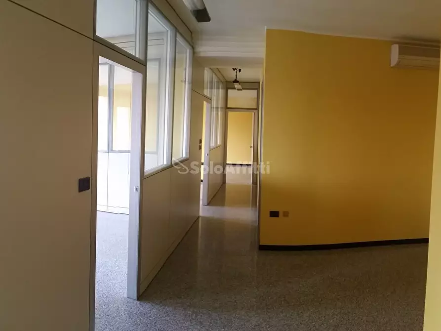 Immagine 1 di Ufficio in affitto  in Via Giacomo Matteotti a Legnago