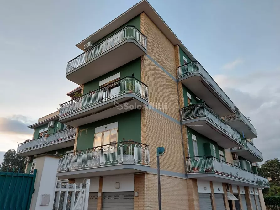 Immagine 1 di Appartamento in affitto  in Via Mario Giuliano a Fiumicino