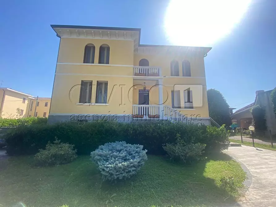 Immagine 1 di Villa in affitto  in VIA ITALIA UNITA a Brendola