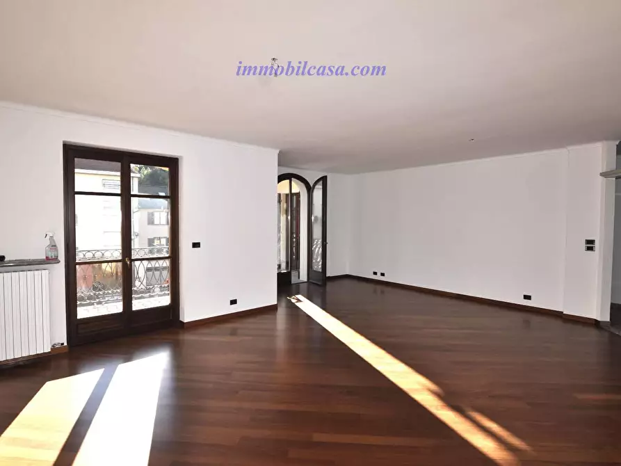 Immagine 1 di Appartamento in affitto  in Via Roma a Boves
