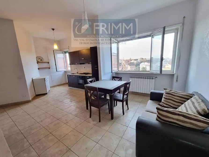 Immagine 1 di Appartamento in vendita  in Via SORDEVOLO a Roma