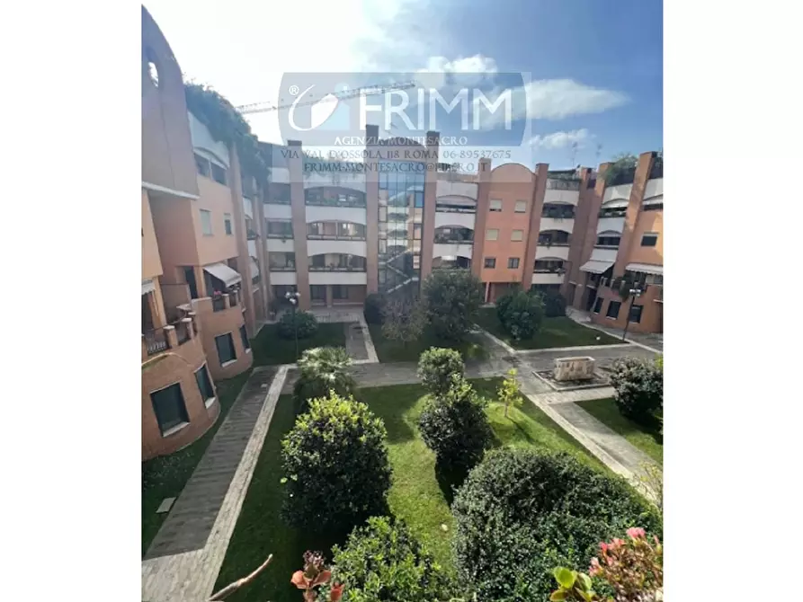Immagine 1 di Appartamento in vendita  in Via OLINDO GUERRINI a Roma