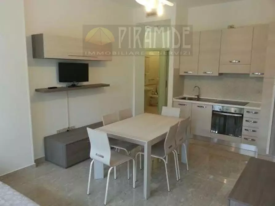 Immagine 1 di Appartamento in vendita  in dei Tigli 0 a Alba Adriatica