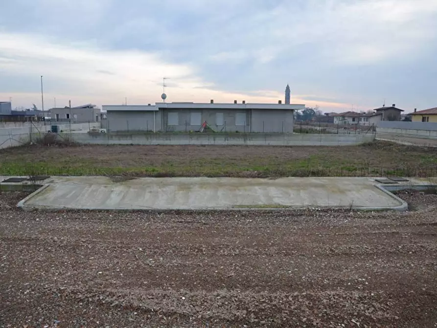 Immagine 1 di Terreno edificabile in vendita  in via Papa Giovanni Paolo II a Adro