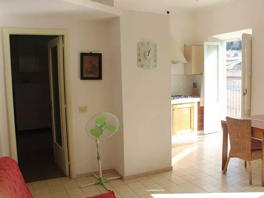 Immagine 1 di Appartamento in vendita  in corso Vittorio Emanuele a Lipari
