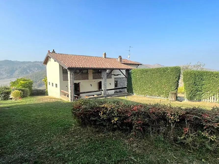 Immagine 1 di Casa indipendente in vendita  in Via COLLI VERDI a Albuzzano