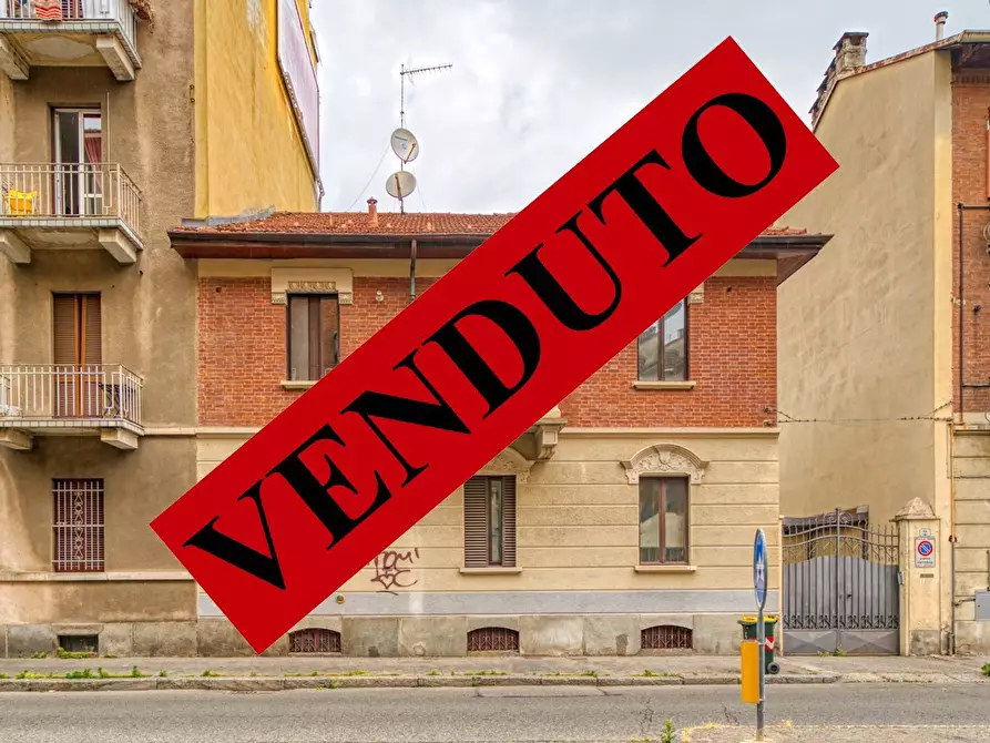 Immagine 1 di Casa indipendente in vendita  in Via ASINARI DI BERNEZZO a Torino