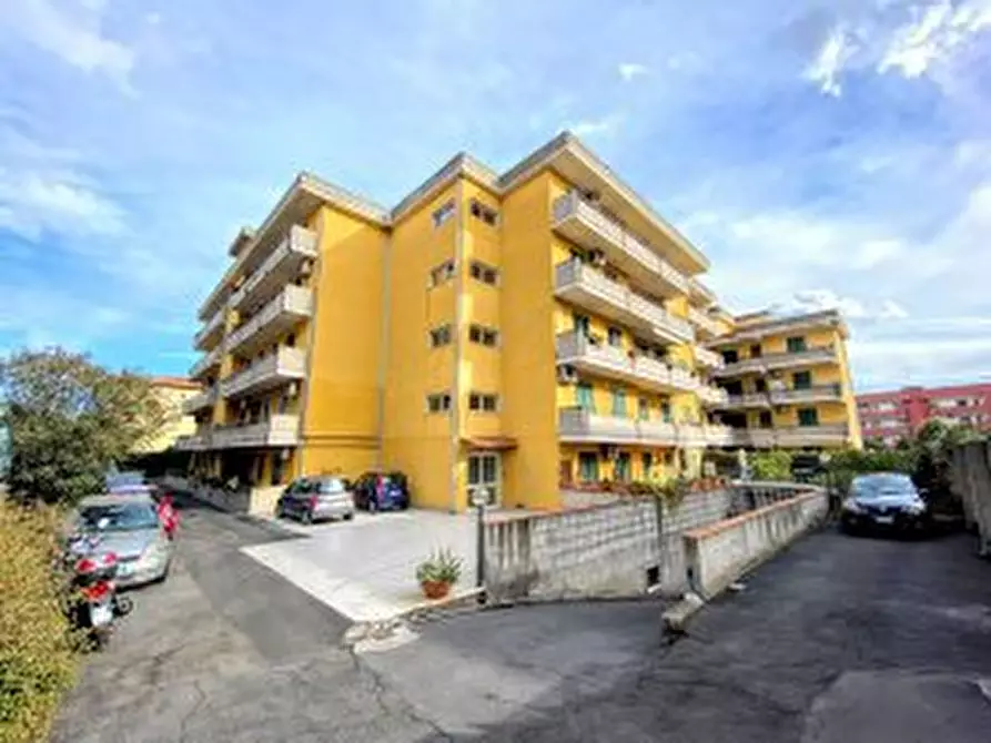 Immagine 1 di Appartamento in vendita  in Via Borgese a Catania