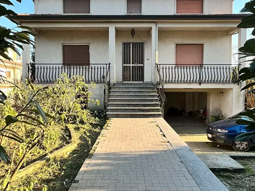 Immagine 1 di Casa indipendente in vendita  in Via San Pasquale a Cassino