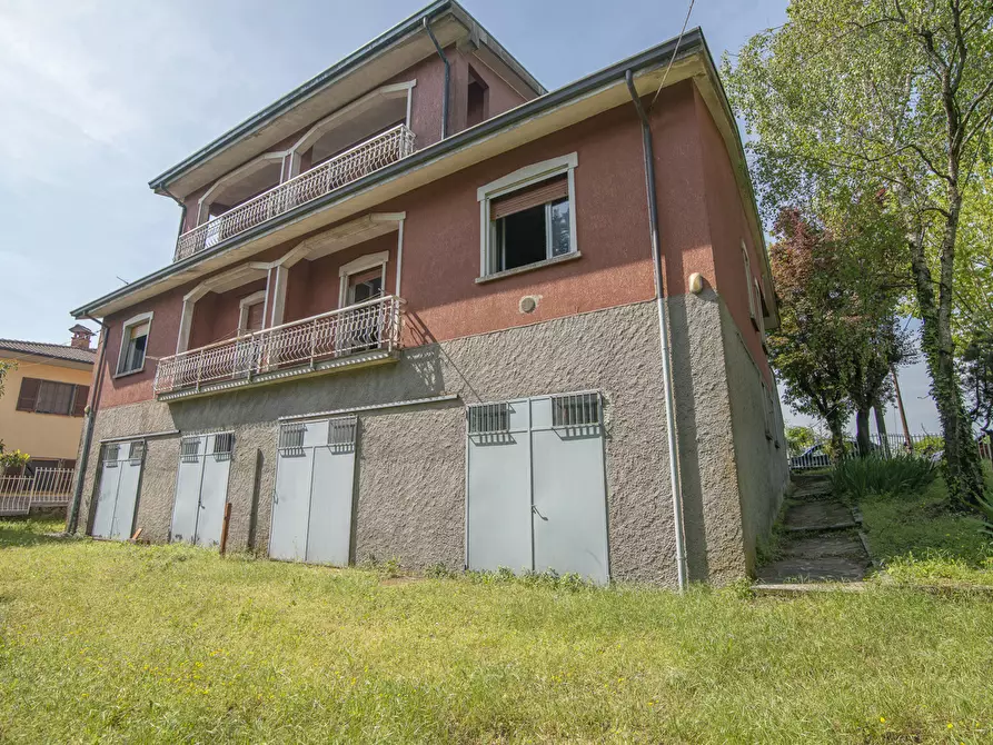 Immagine 1 di Villa in vendita  in Via Casa Pavarani a Canneto Pavese