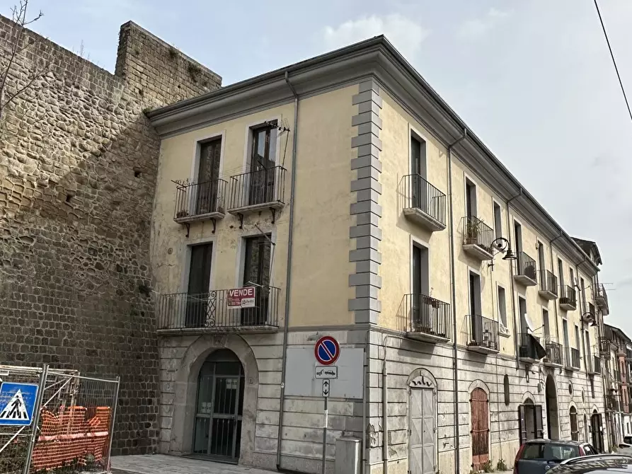 Immagine 1 di Appartamento in vendita  in Corso Umberto I a Avellino