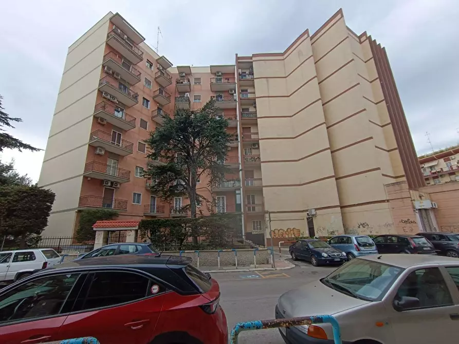 Immagine 1 di Appartamento in affitto  in Via Daniele Petrera a Bari