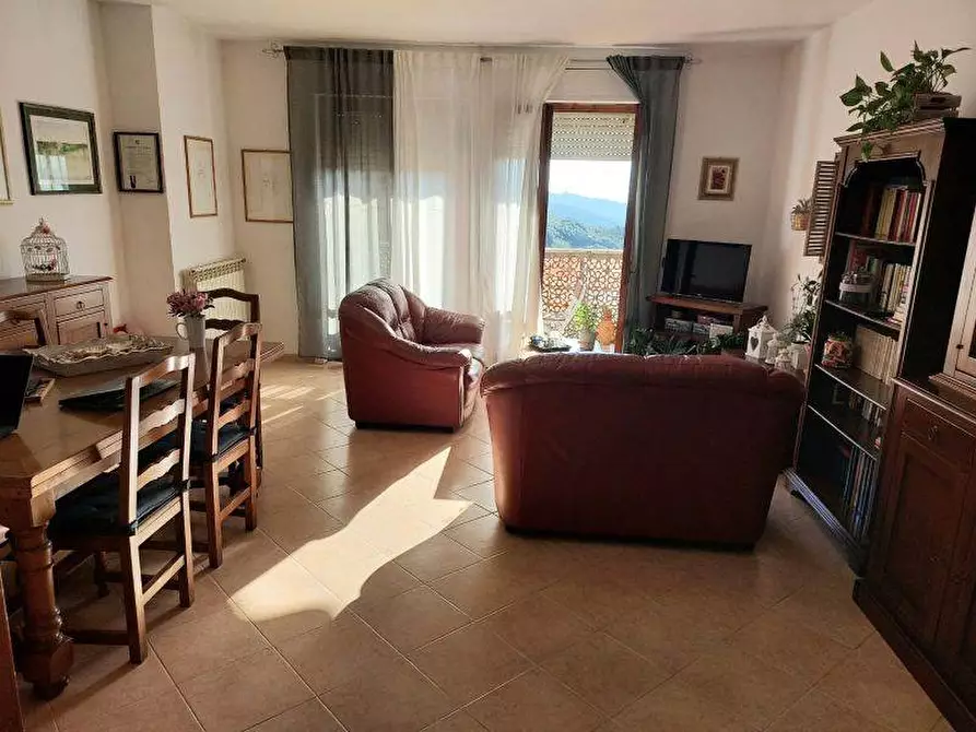 Immagine 1 di Appartamento in vendita  in GAVORRANO PAESE a Gavorrano