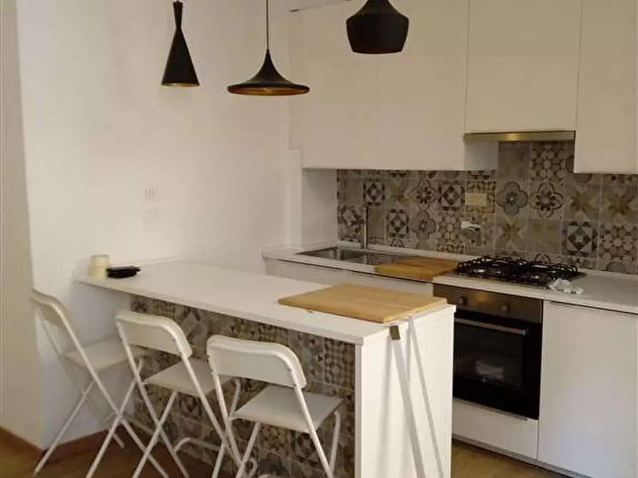 Immagine 1 di Appartamento in affitto  in via san bernardo a Genova