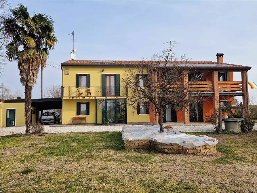 Immagine 1 di Rustico / casale in vendita  a Barbona