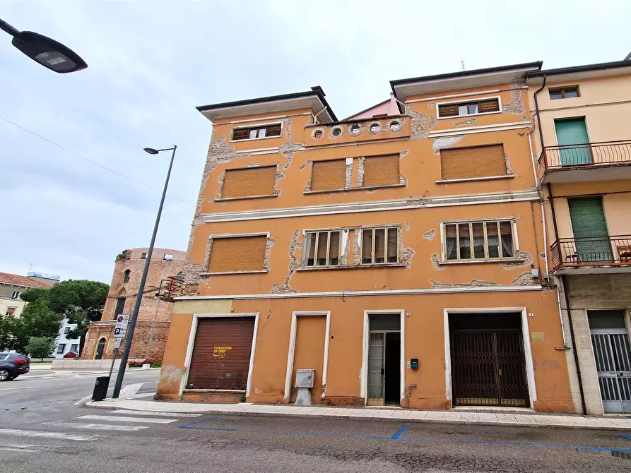 Immagine 1 di Appartamento in vendita  in piazza libertà a Legnago