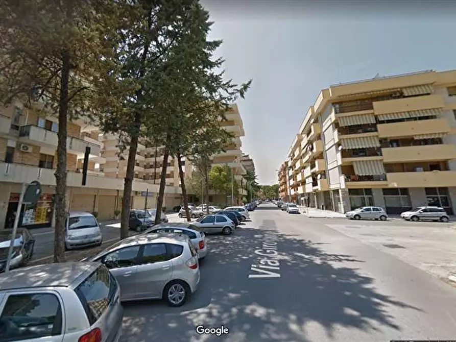 Immagine 1 di Posto auto in vendita  in via calvanese a Foggia