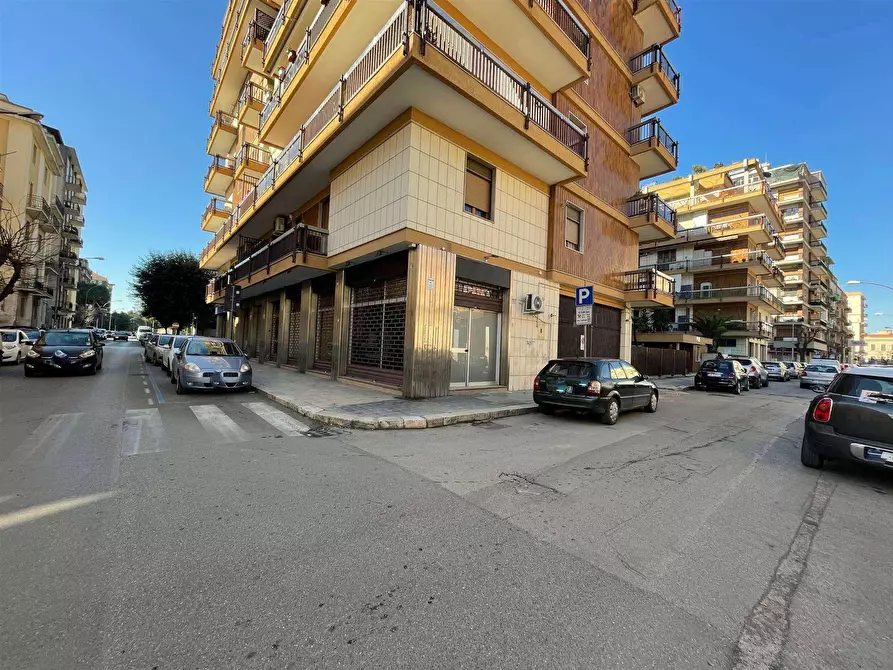 Immagine 1 di Locale commerciale in affitto  in VIA CARELLI a Foggia