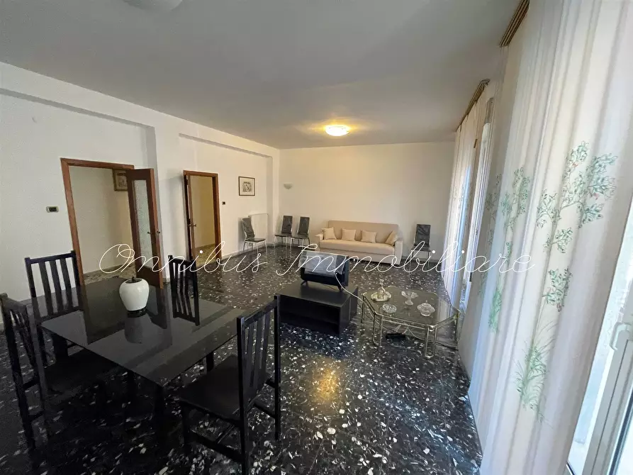 Immagine 1 di Appartamento in vendita  in VIA STURZO a Foggia