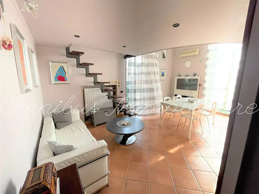 Immagine 1 di Appartamento in vendita  in VIA GRATICOLA a Foggia