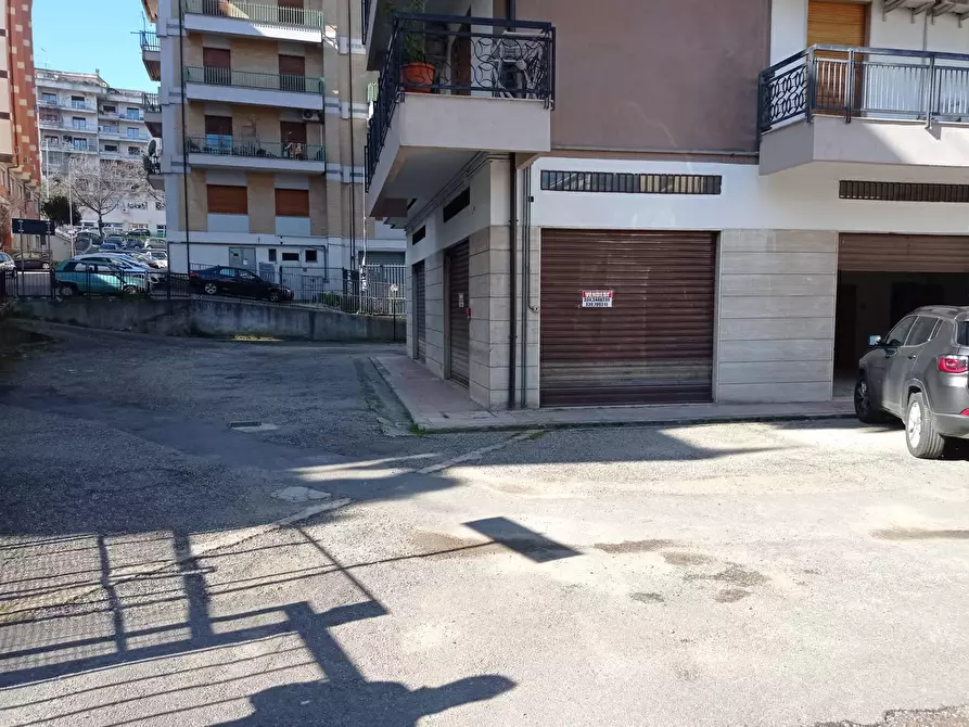 Immagine 1 di Posto auto in vendita  a Cosenza
