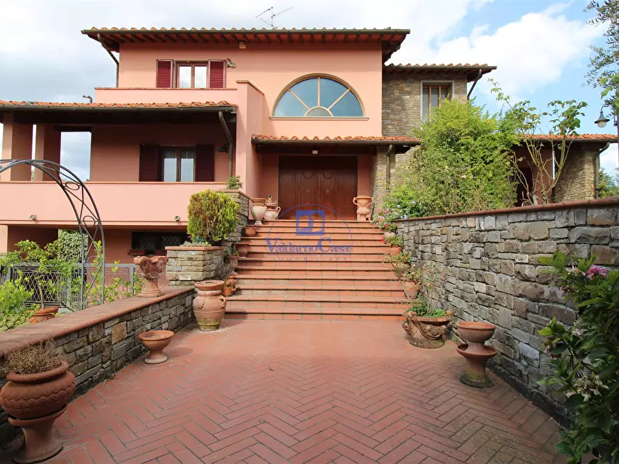 Immagine 1 di Villa in vendita  a Castelfranco Piandiscò