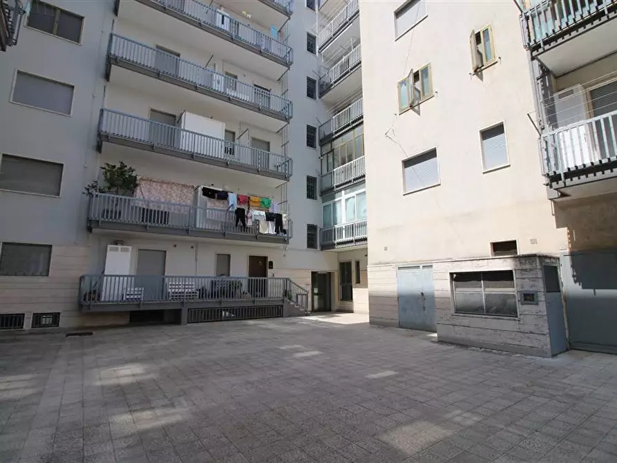Immagine 1 di Appartamento in vendita  in Via Alessandro Fighera a Martina Franca