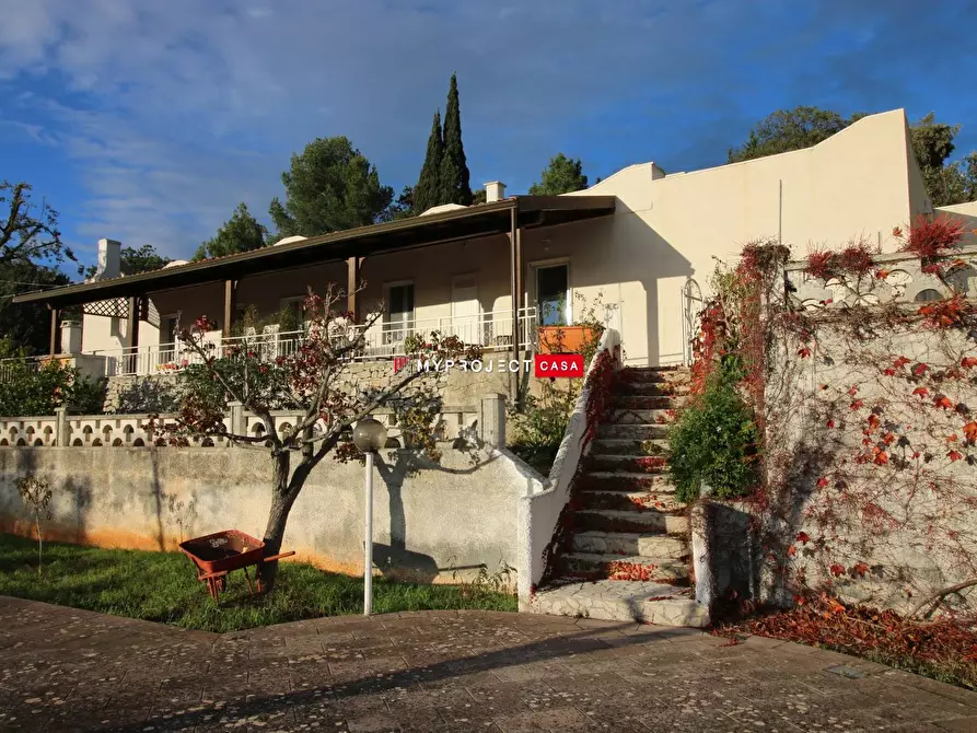 Immagine 1 di Casa indipendente in vendita  a Fasano