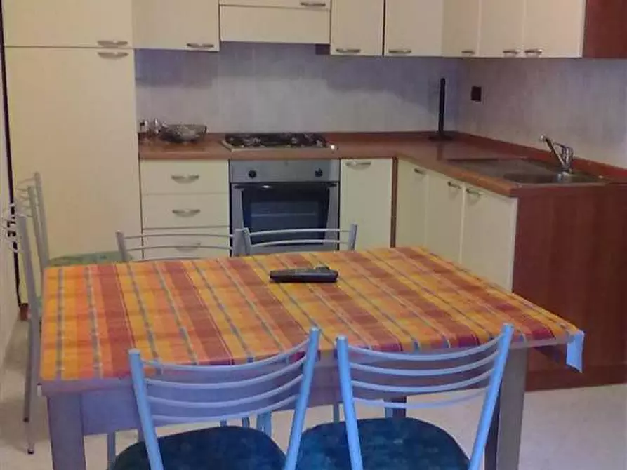 Immagine 1 di Appartamento in vendita  in viale giacomo leopardi a Comacchio