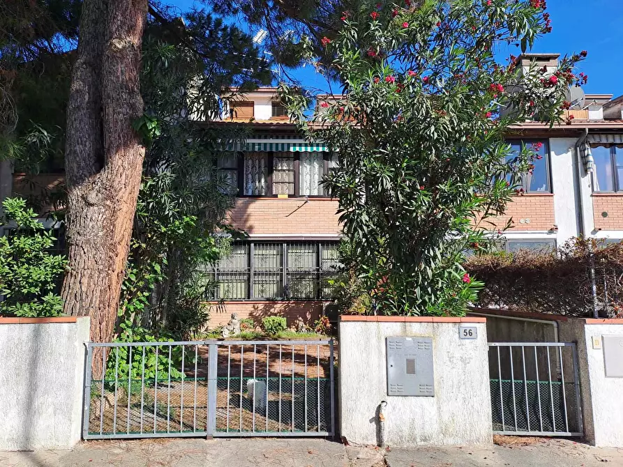 Immagine 1 di Appartamento in vendita  in Via Milano a Comacchio
