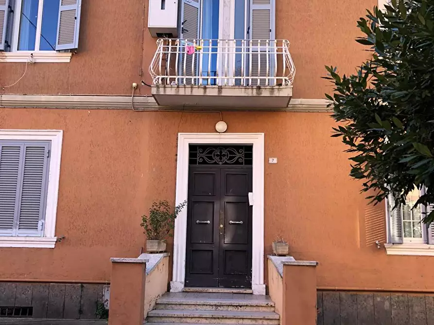 Immagine 1 di Appartamento in affitto  in Via Enrico Toti a Ciampino