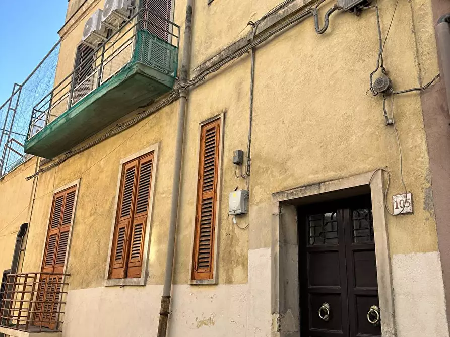 Immagine 1 di Appartamento in vendita  in Via Roma a Misterbianco