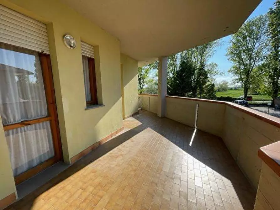 Immagine 1 di Appartamento in vendita  in VIALE CELLINI a Ravenna
