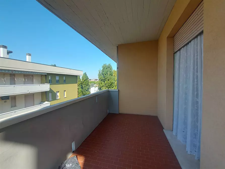 Immagine 1 di Appartamento in vendita  in VIALE ORAZIO a Ravenna
