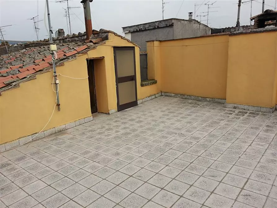 Immagine 1 di Appartamento in vendita  a Viterbo