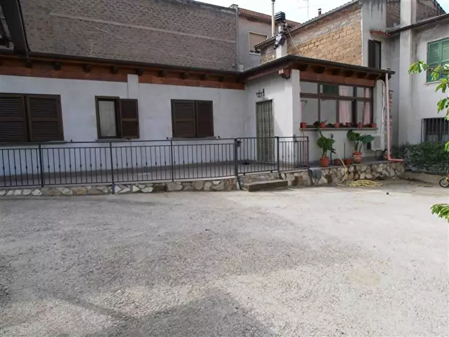 Immagine 1 di Villa in vendita  a Arlena Di Castro