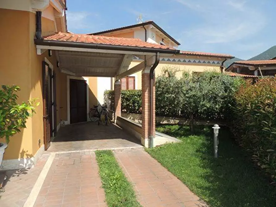 Immagine 1 di Casa indipendente in vendita  a Terni