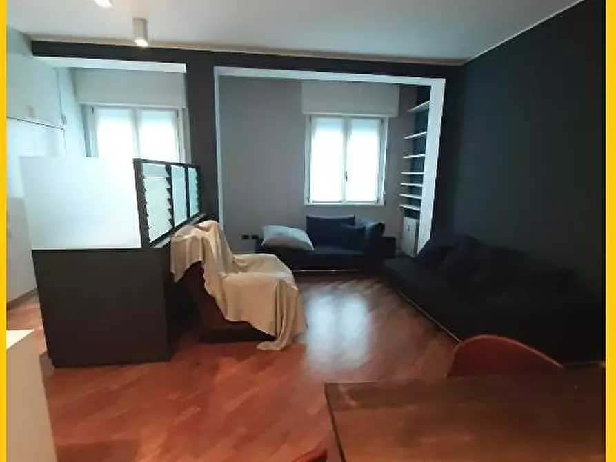 Immagine 1 di Appartamento in vendita  in Via Del Fusaro a Milano