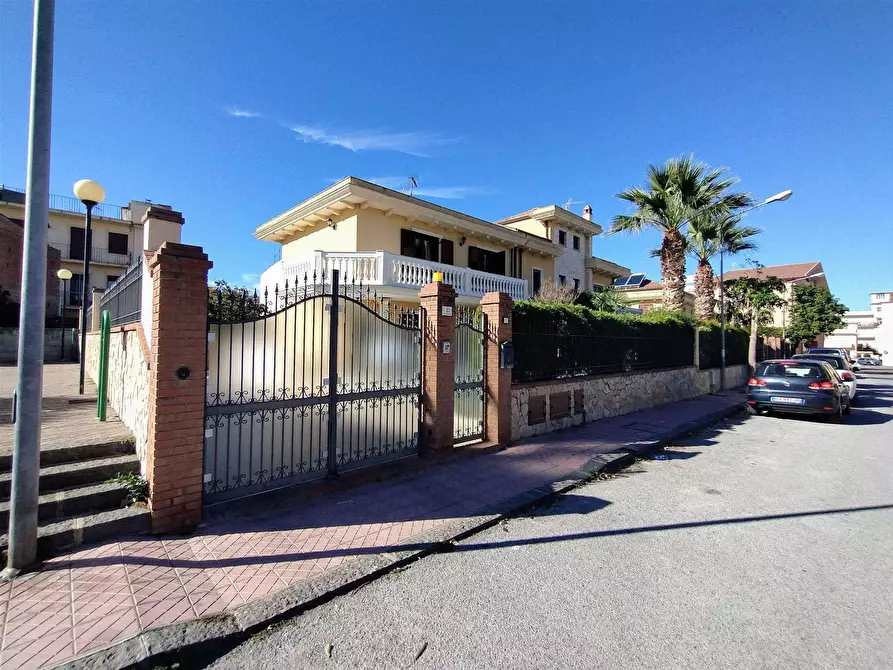 Immagine 1 di Villa in vendita  in Via Papa Giovanni XXIII a Villafranca Tirrena