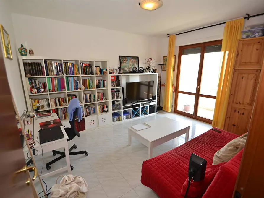 Immagine 1 di Appartamento in vendita  in via Lavagnini a Rosignano Marittimo