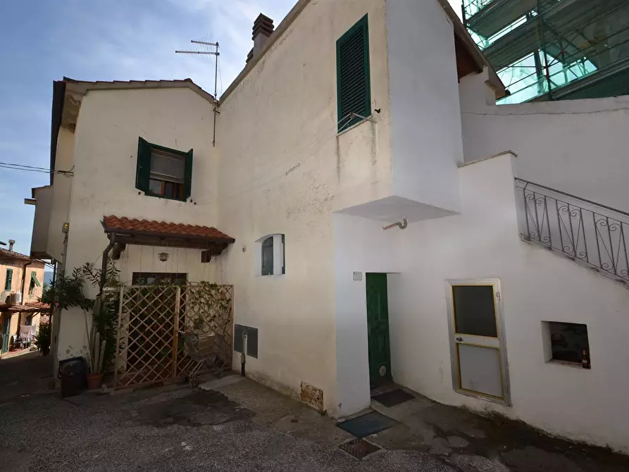Immagine 1 di Appartamento in vendita  in via delle Casette a Rosignano Marittimo