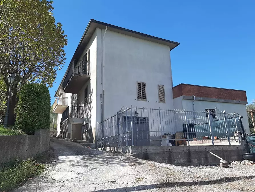 Immagine 1 di Appartamento in vendita  in Via Traversa Livornese a Rosignano Marittimo