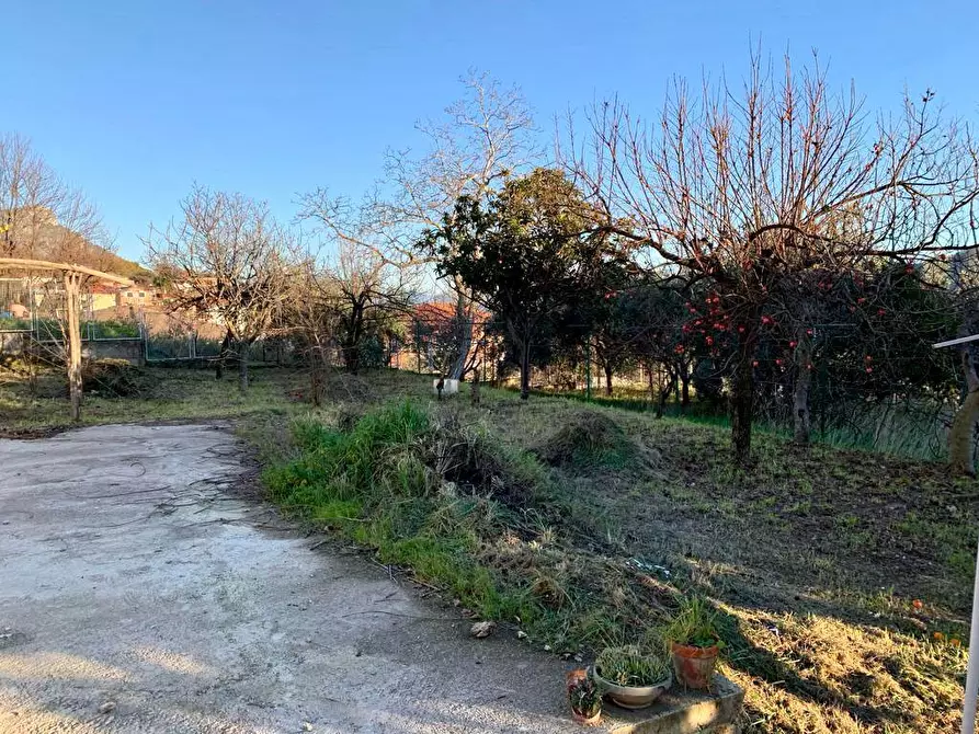 Immagine 1 di Terreno edificabile in vendita  in Via Montecasino a Salerno