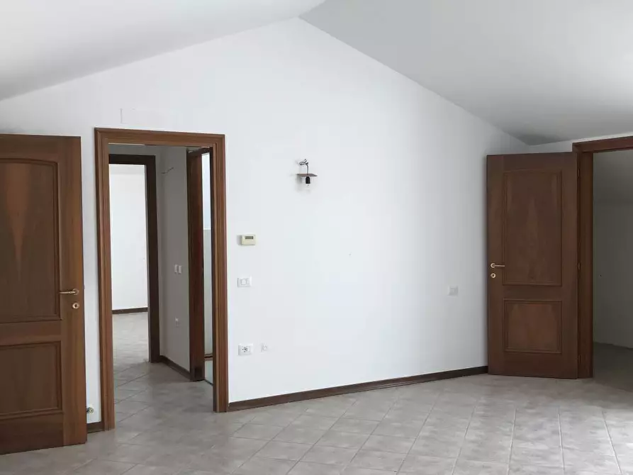 Immagine 1 di Appartamento in vendita  a Bastiglia