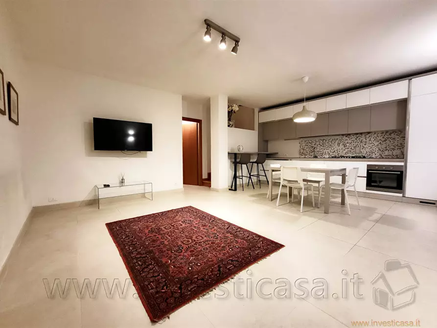 Immagine 1 di Appartamento in affitto  a Lazise