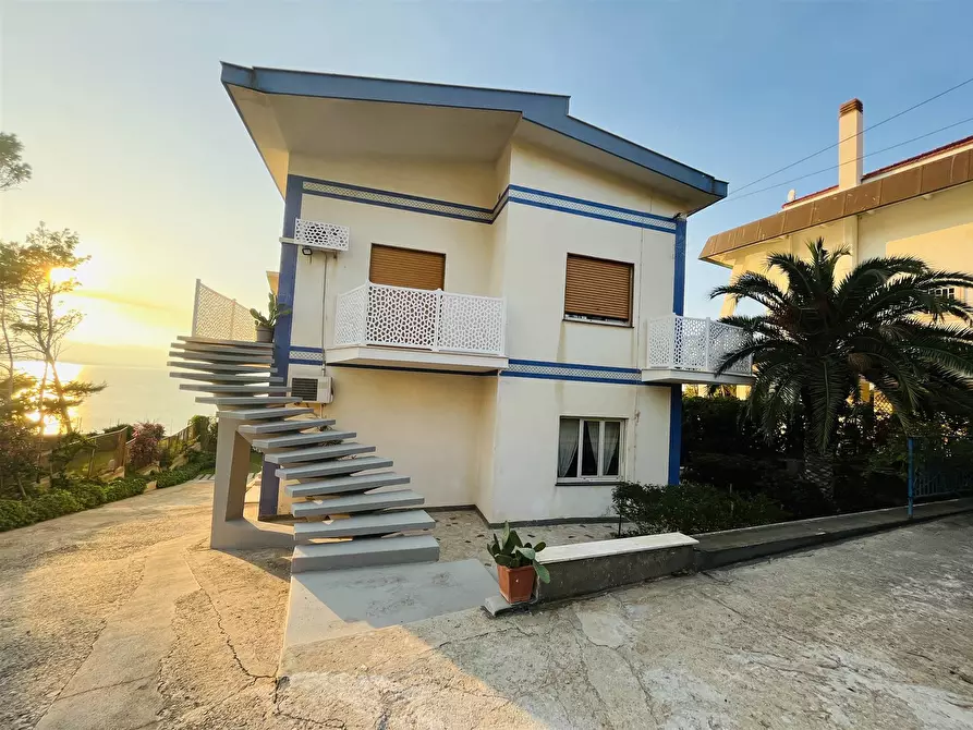 Immagine 1 di Villa in affitto  in comunale mongerbino 1 a Bagheria