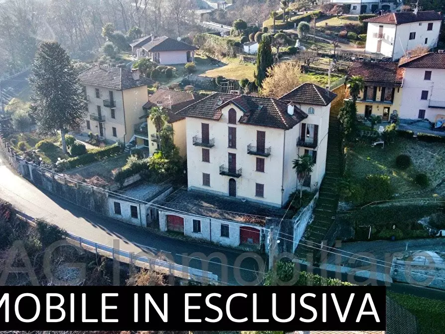 Immagine 1 di Villa in vendita  in Via Marconi a Baveno