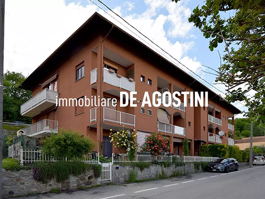 Immagine 1 di Appartamento in vendita  in Via Duchessa di Genova a Agrate Conturbia