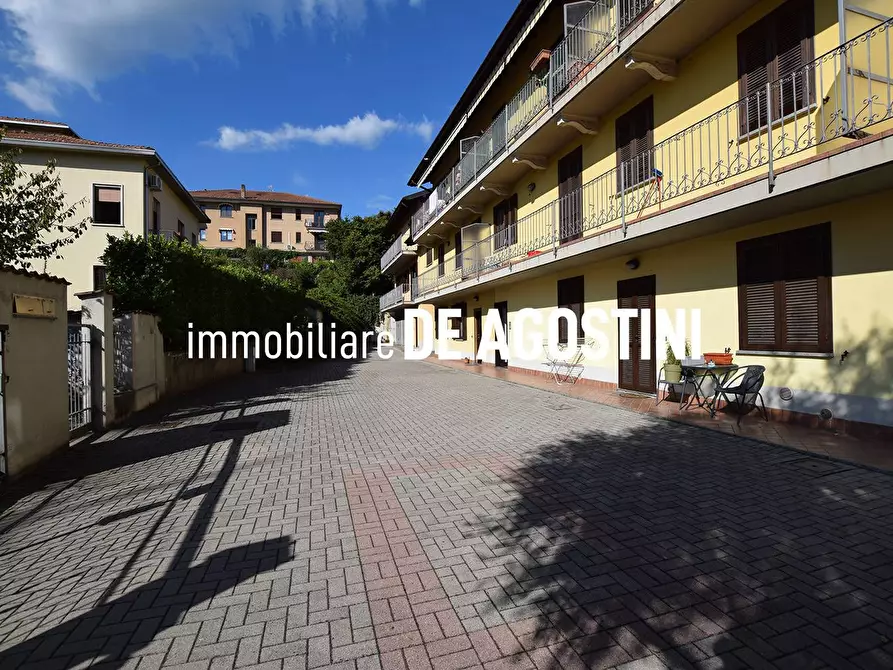 Immagine 1 di Appartamento in vendita  in Via Caduti della liberà a Castelletto Sopra Ticino