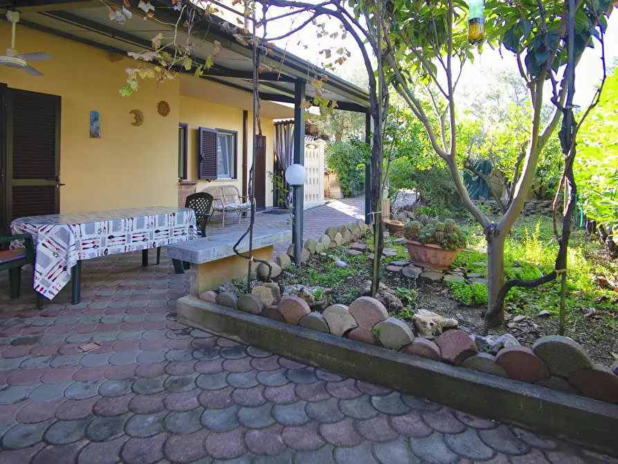 Immagine 1 di Villa in vendita  a Albidona